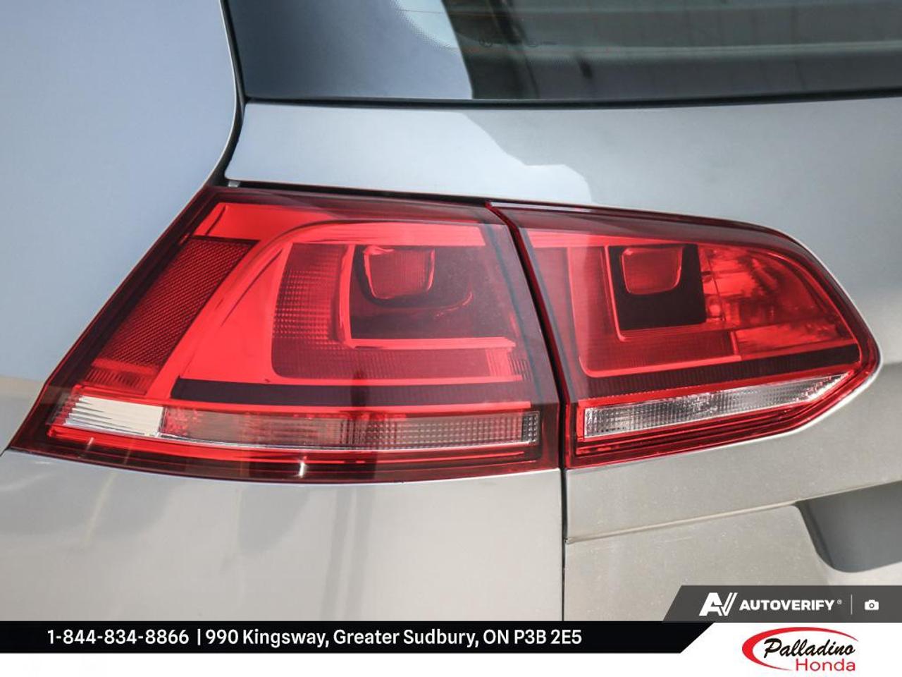 2015 Volkswagen Golf  Photo