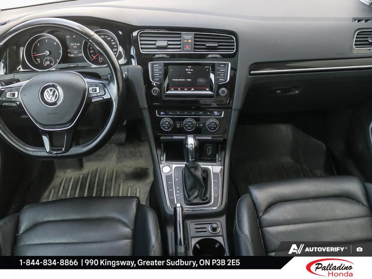 2015 Volkswagen Golf  Photo