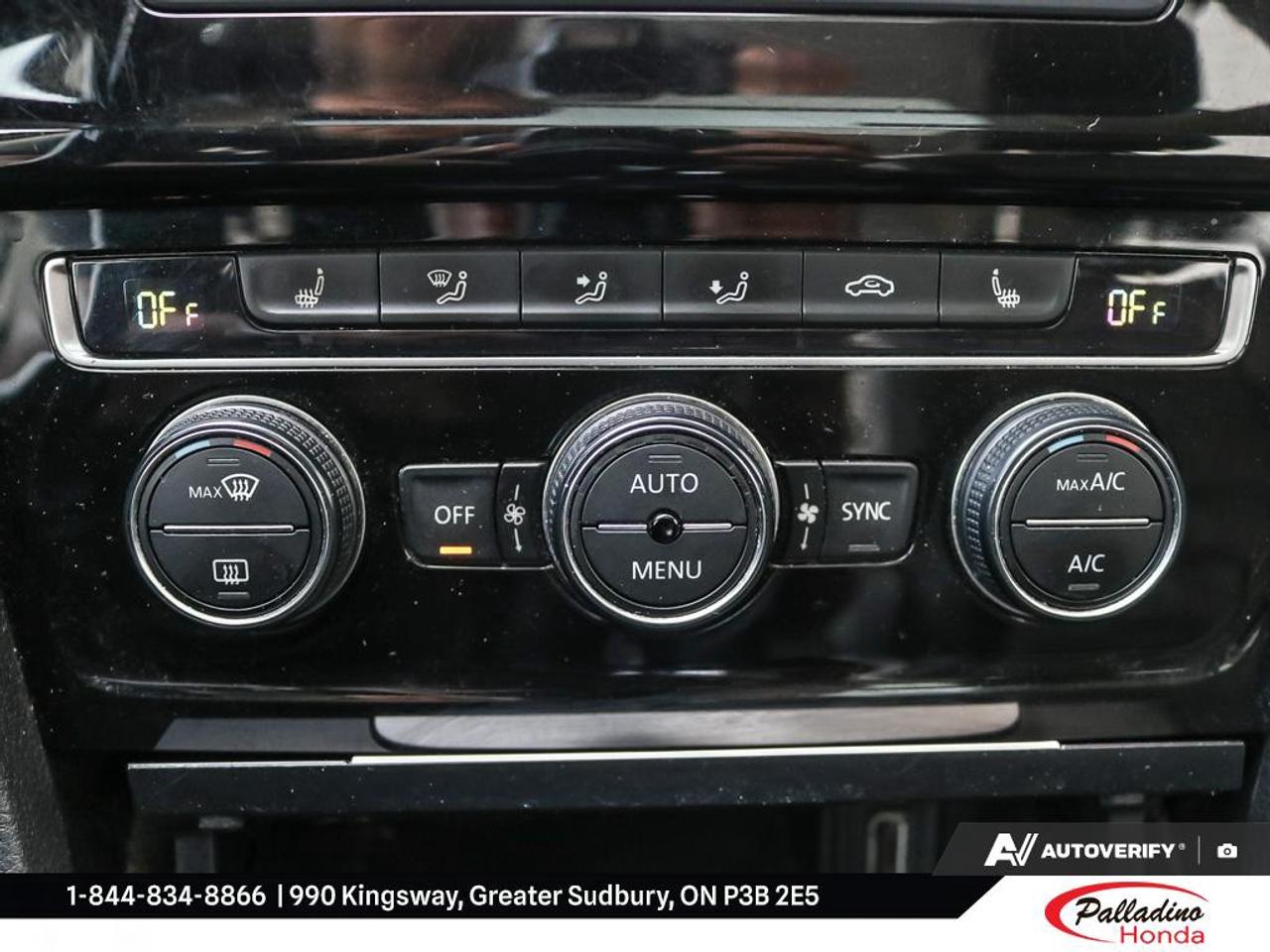 2015 Volkswagen Golf  Photo