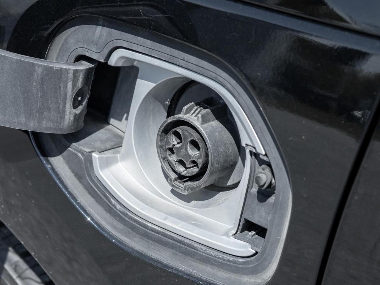 2018 Chevrolet Volt LT Photo4