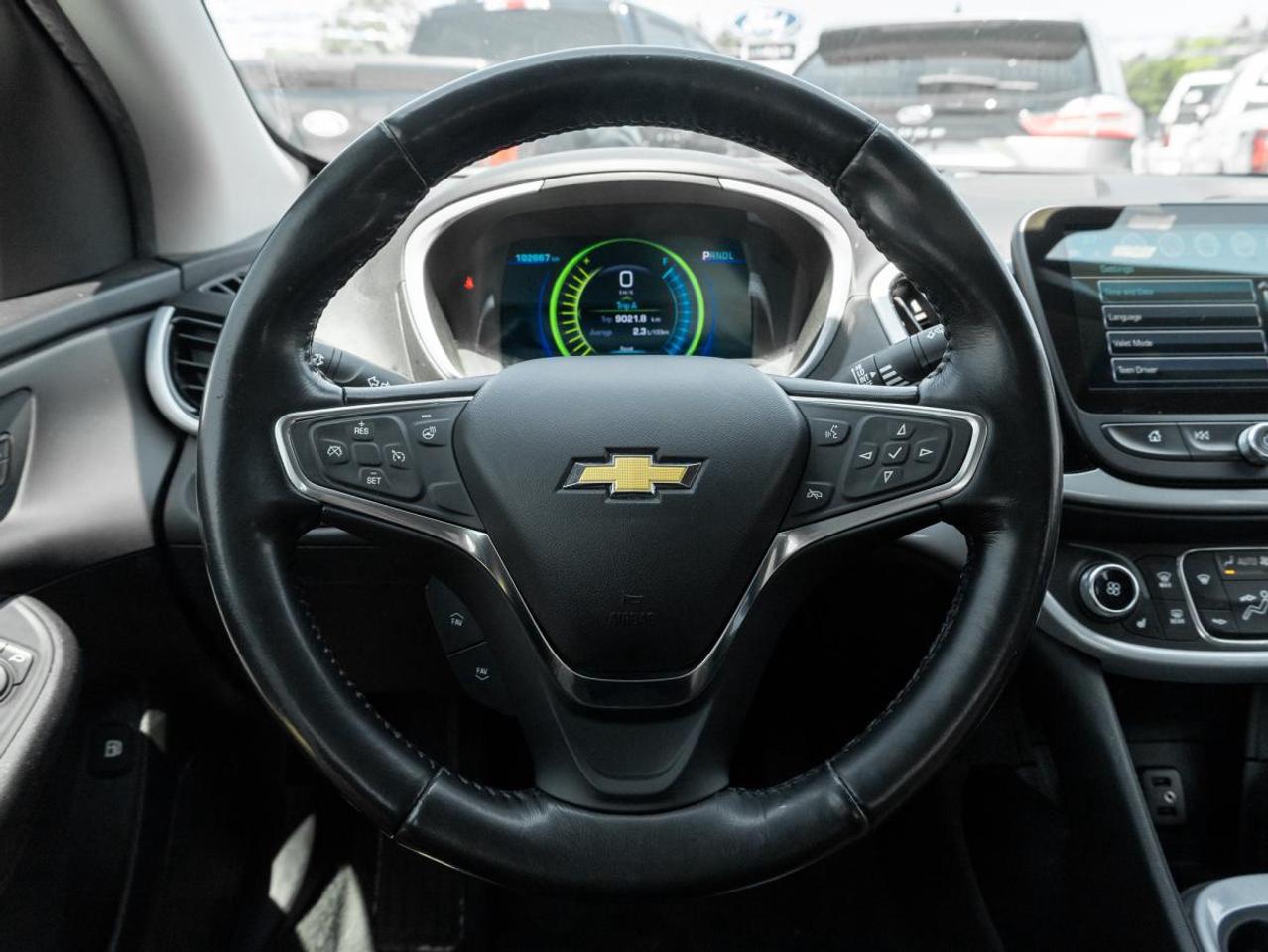 2018 Chevrolet Volt LT Photo