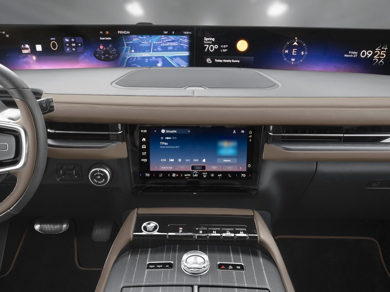 2027 Lincoln Navigator BLACK LABEL Photo