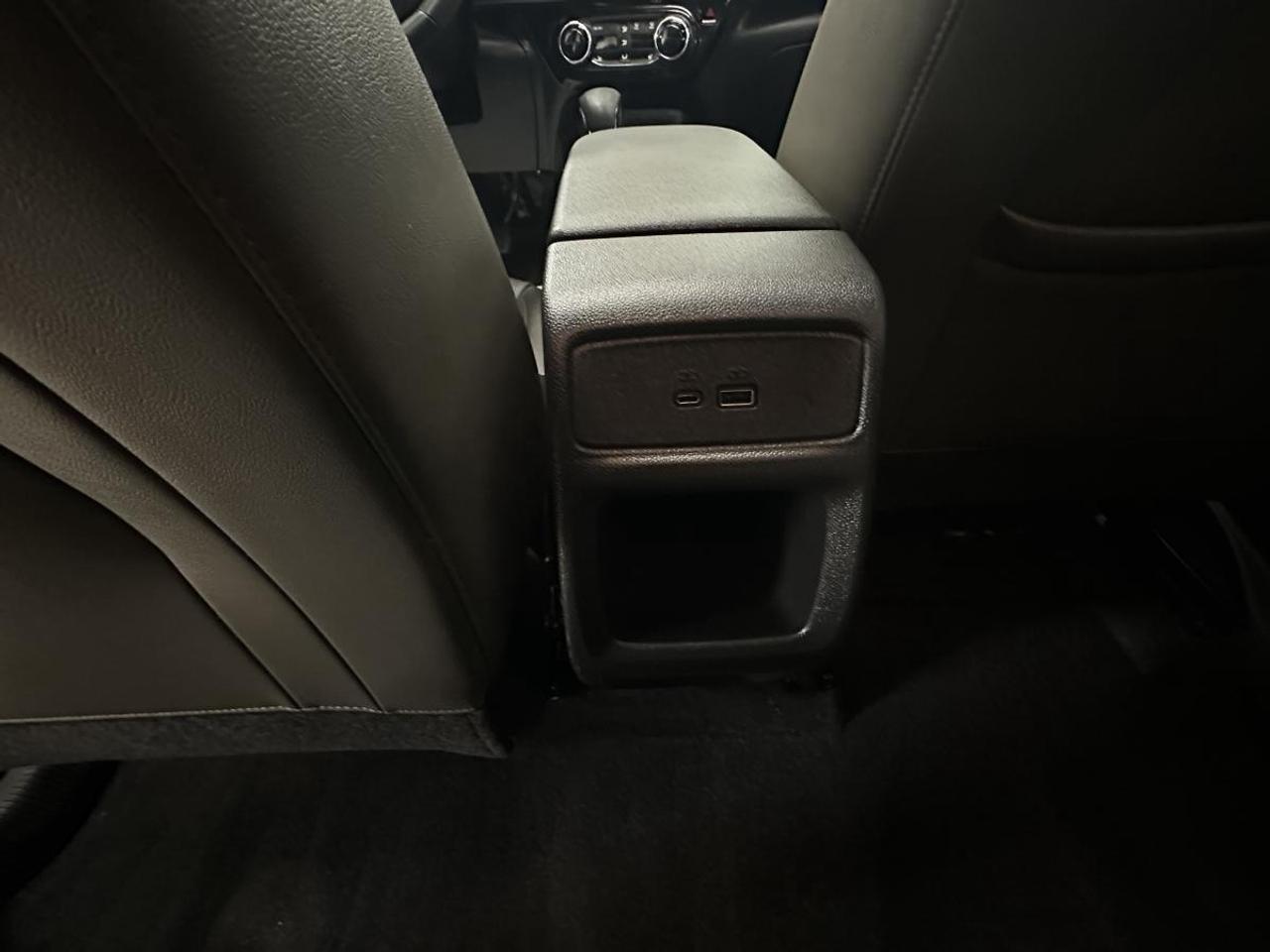2025 Chevrolet Trax FWD 4dr ACTIV Photo