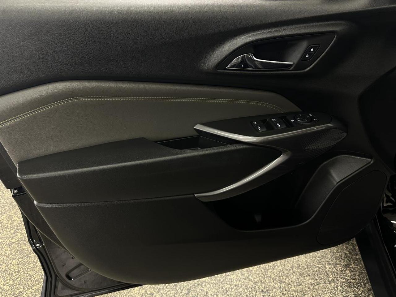 2025 Chevrolet Trax FWD 4dr ACTIV Photo