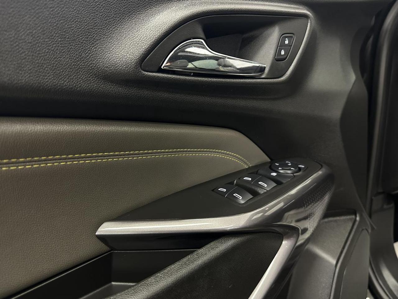 2025 Chevrolet Trax FWD 4dr ACTIV Photo