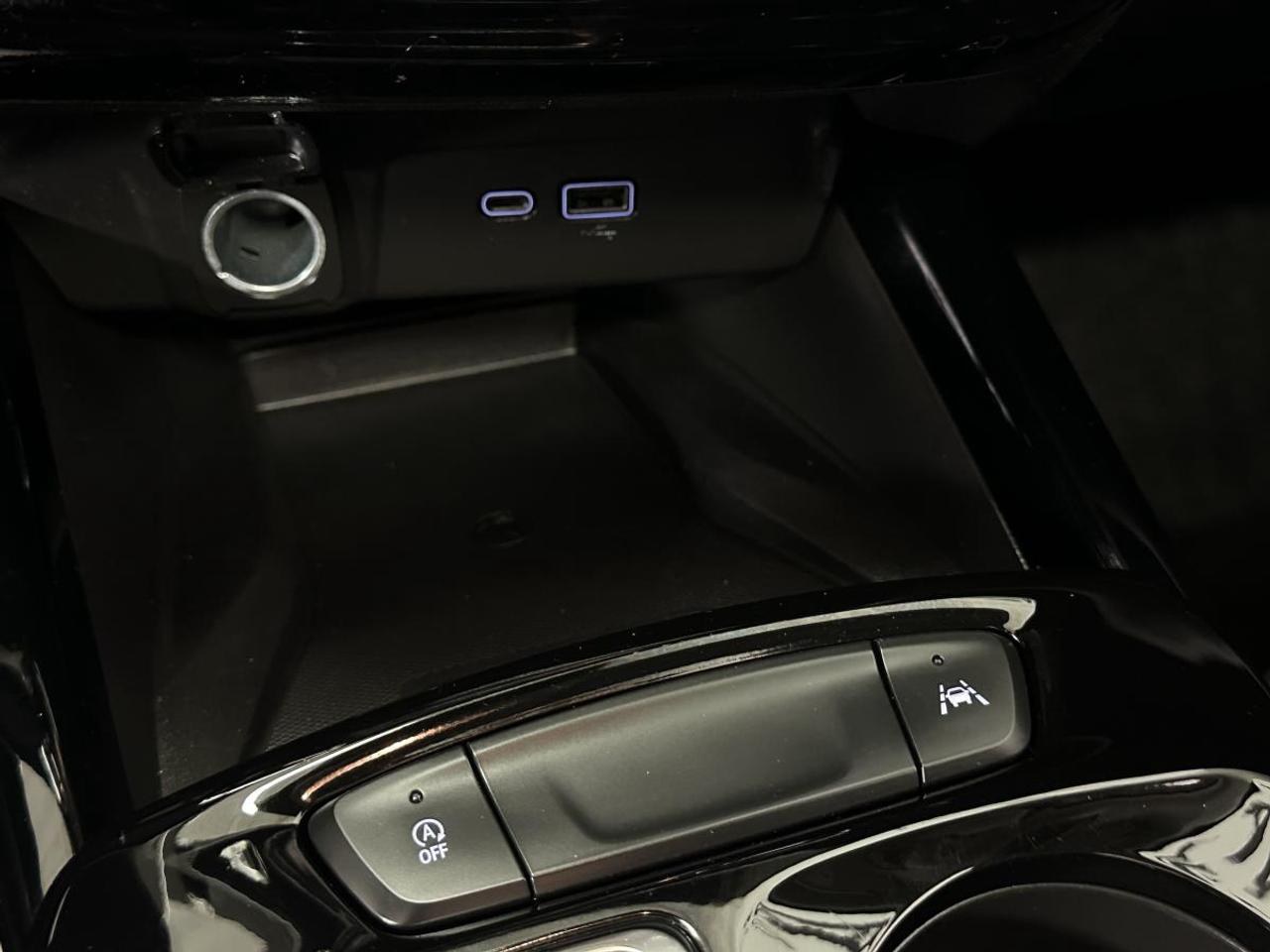 2025 Chevrolet Trax FWD 4dr ACTIV Photo