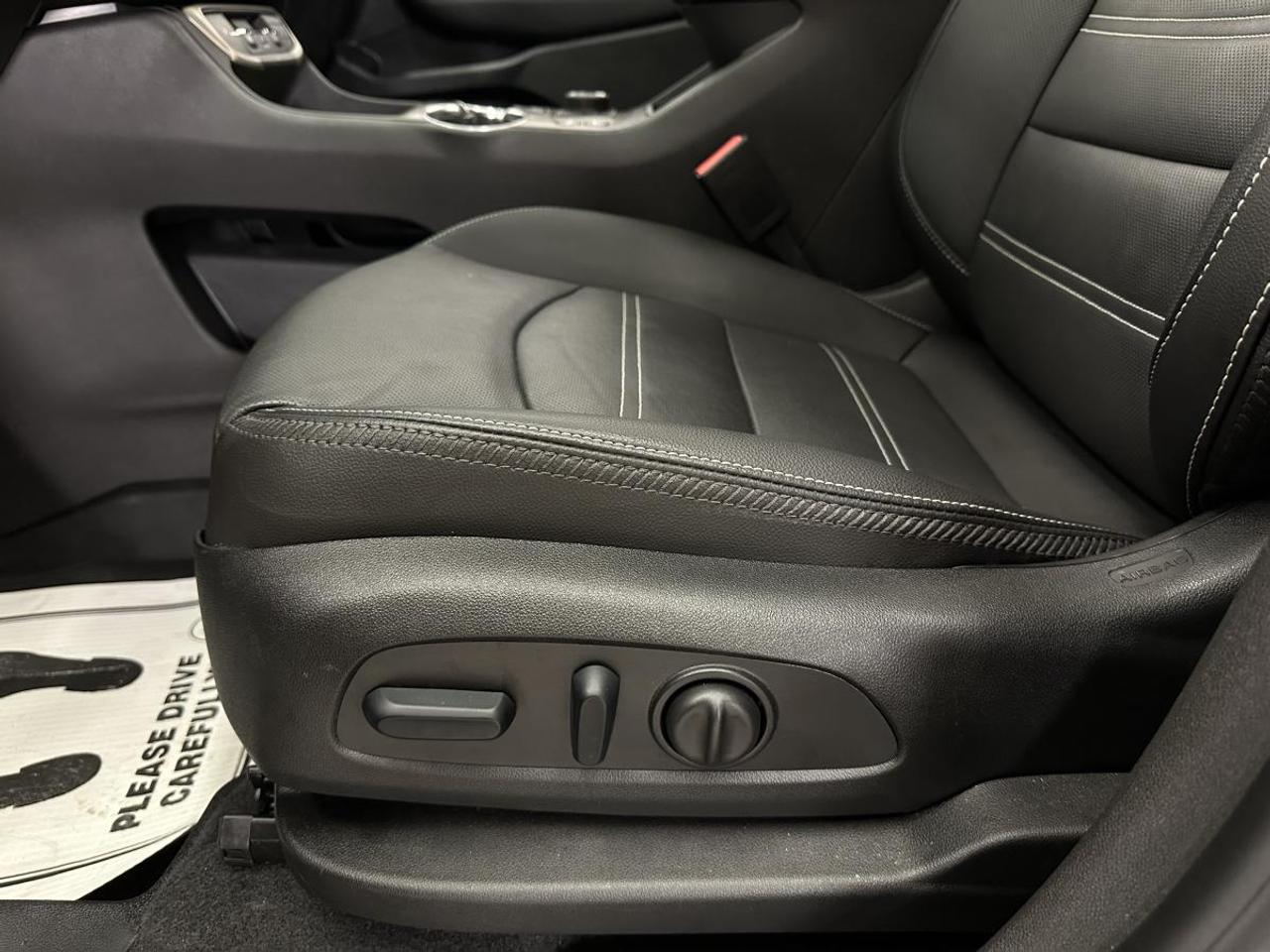 2024 GMC Terrain Awd 4dr Denali Photo