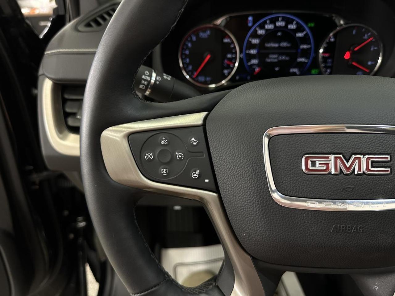 2024 GMC Terrain Awd 4dr Denali Photo