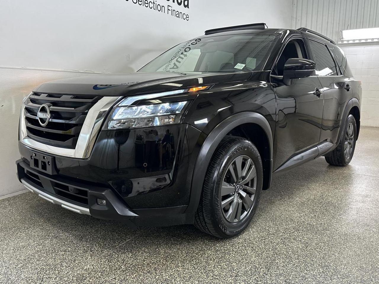 2024 Nissan Pathfinder SV 4WD Photo