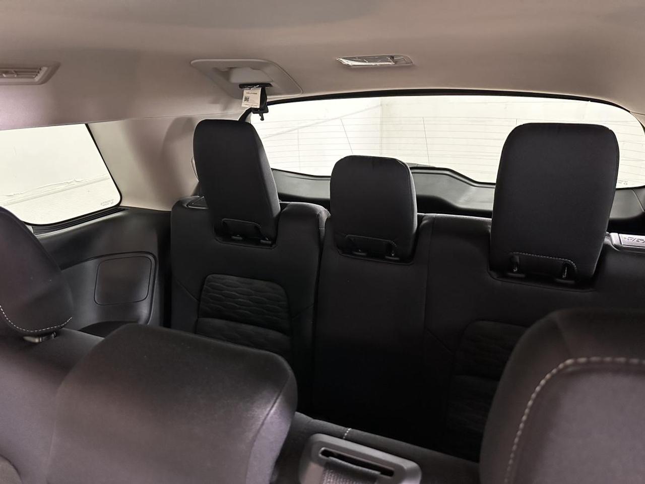 2024 Nissan Pathfinder SV 4WD Photo