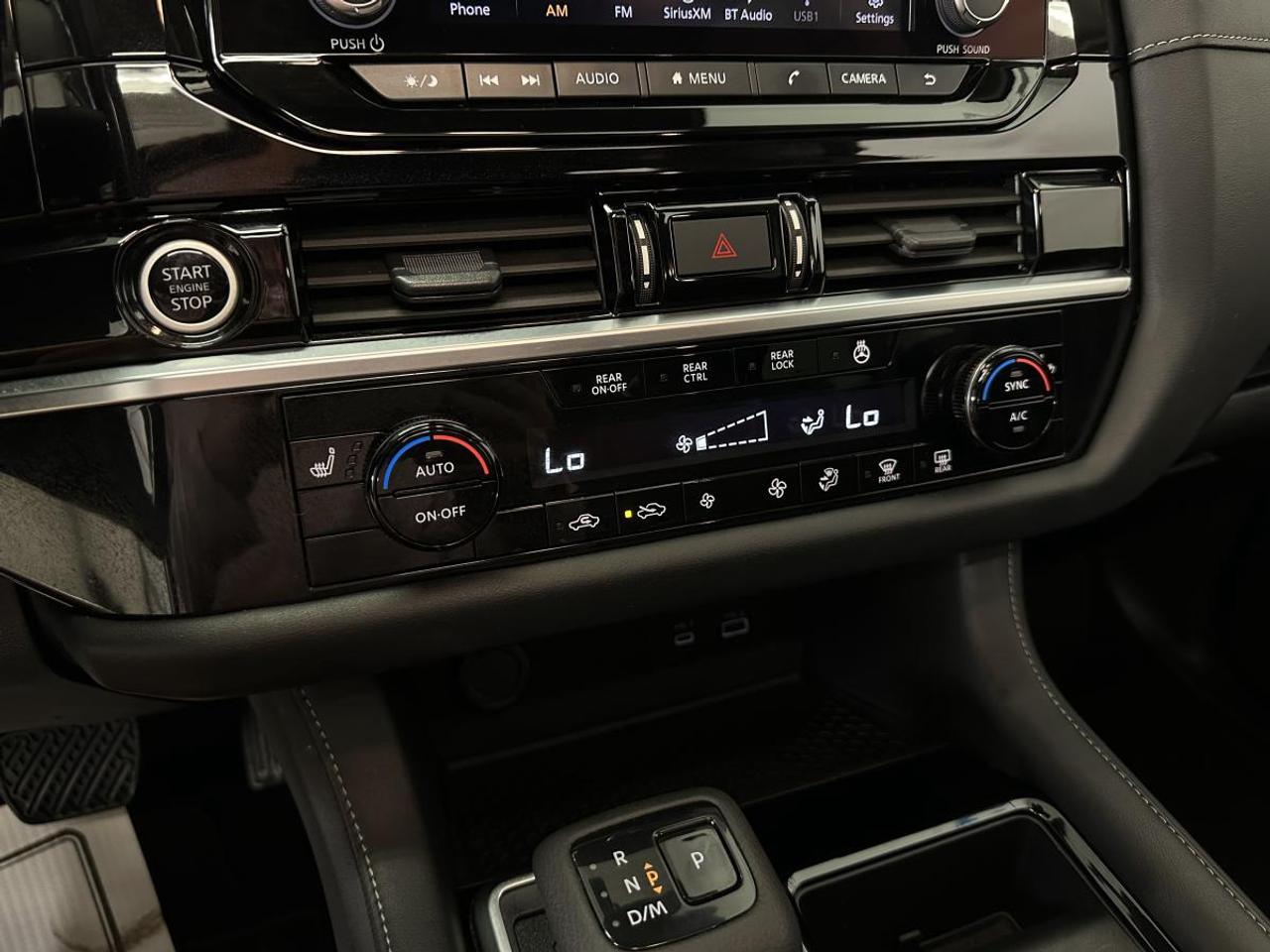 2024 Nissan Pathfinder SV 4WD Photo