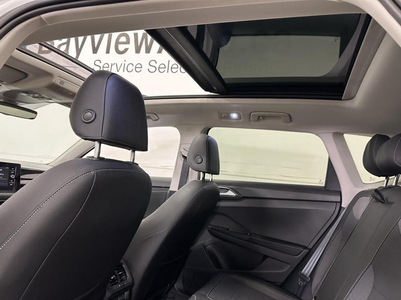 2025 Volkswagen Taos Comfortline Black Edition 4MOTION Photo