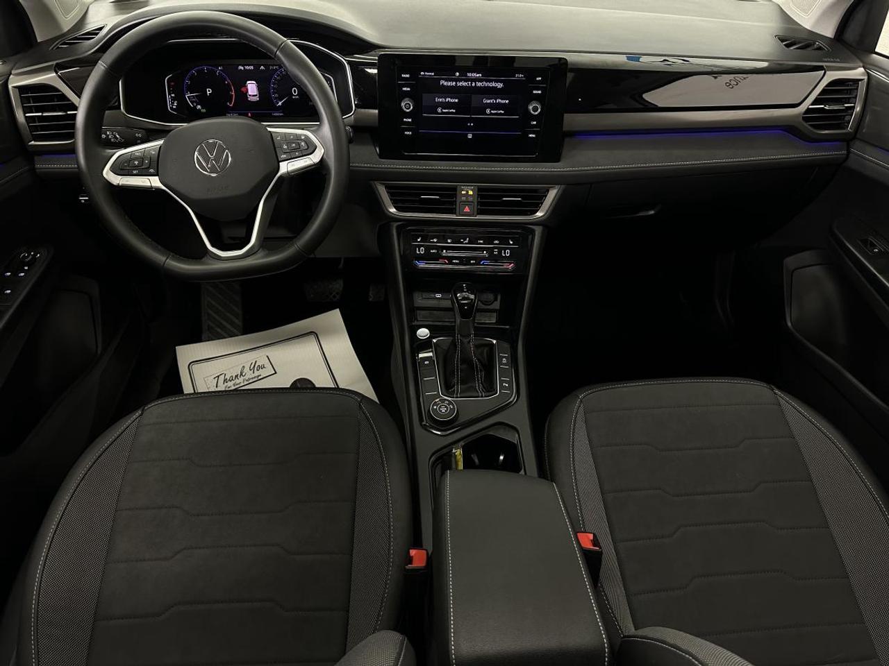 2025 Volkswagen Taos Comfortline Black Edition 4MOTION Photo