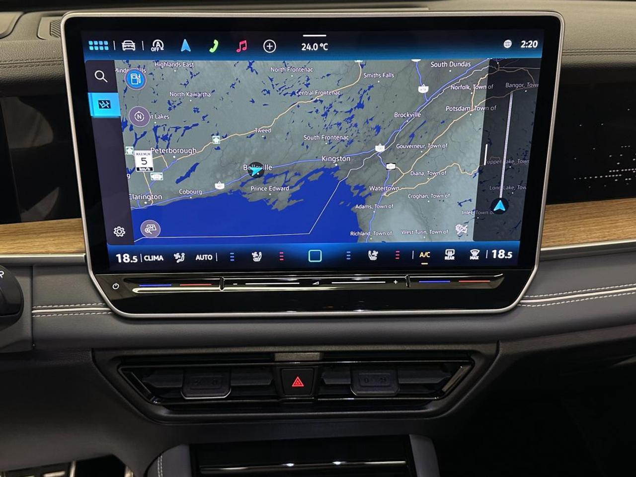 2025 Volkswagen Tiguan HIGHLINE R-LINE 4MOTION Photo
