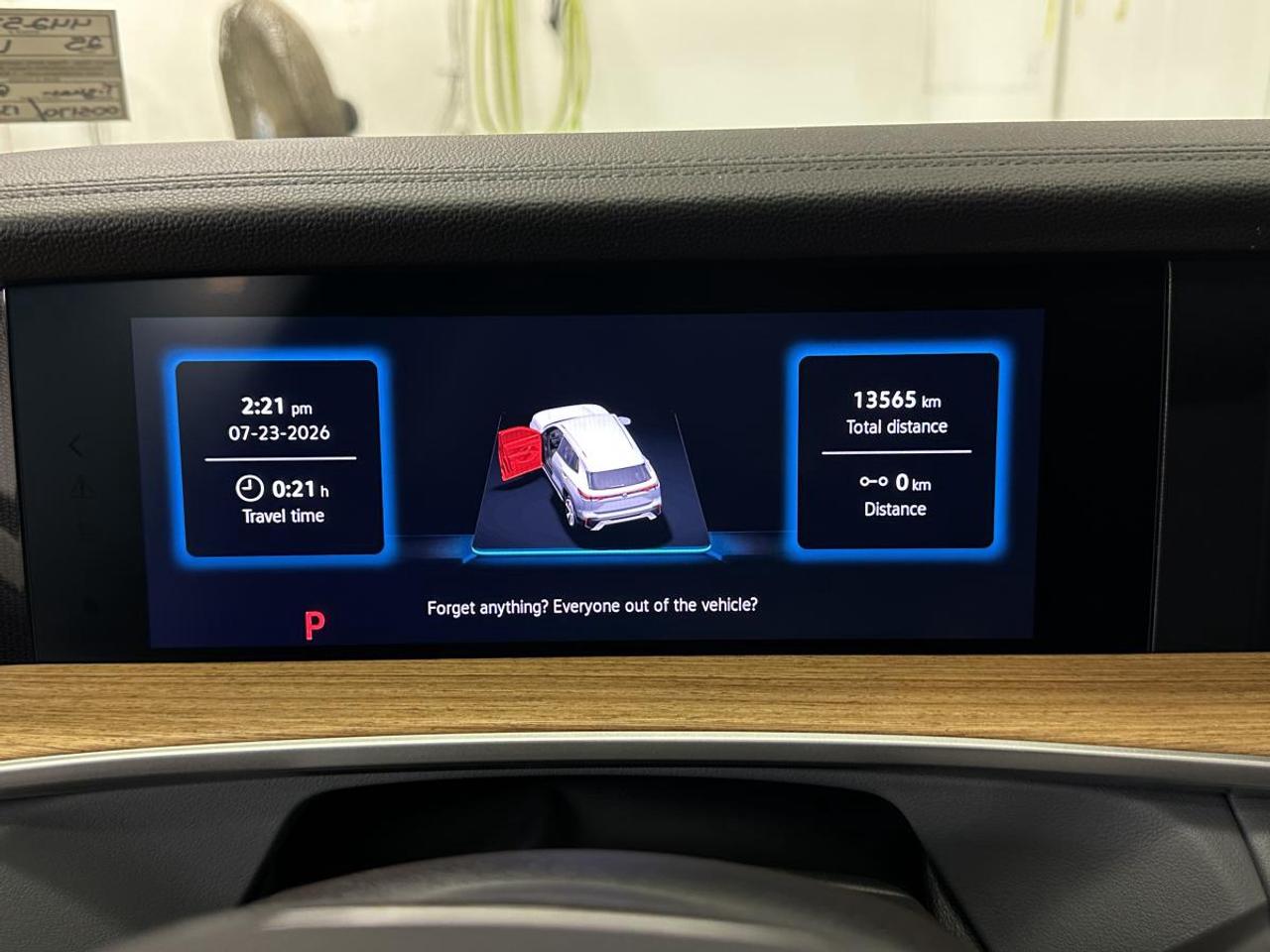 2025 Volkswagen Tiguan HIGHLINE R-LINE 4MOTION Photo