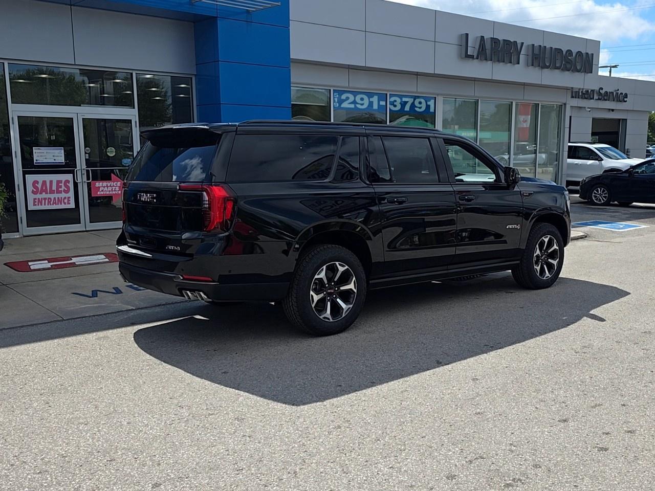 2026 GMC Yukon XL 4WD 4dr AT4 Ultimate Photo
