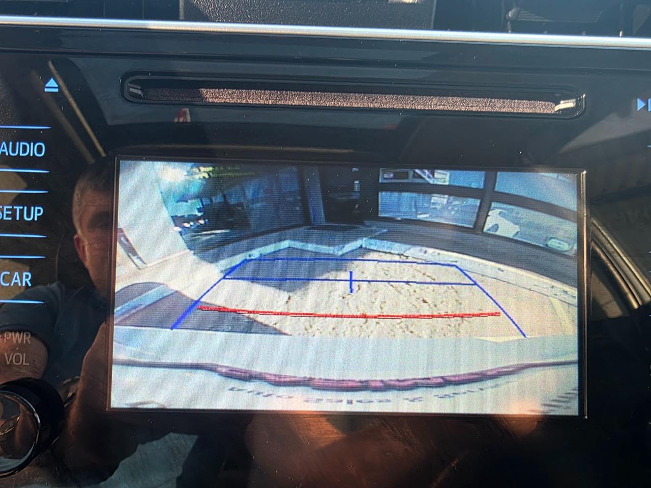 2017 Toyota Corolla SE ONE OWNER | ACCIDENT FREE | Sunroof | Backup Camera Photo