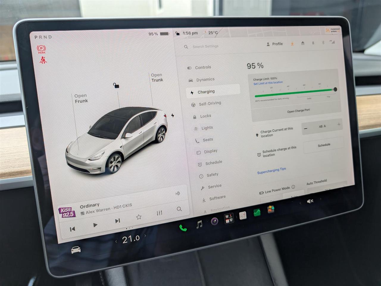 2021 Tesla Model Y LONG RANGE AWD - DUAL MOTOR Photo