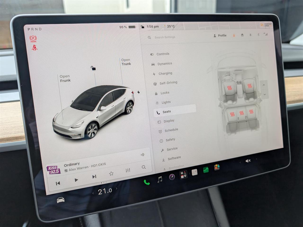 2021 Tesla Model Y LONG RANGE AWD - DUAL MOTOR Photo
