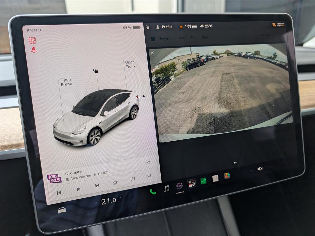 2021 Tesla Model Y LONG RANGE AWD - DUAL MOTOR Photo