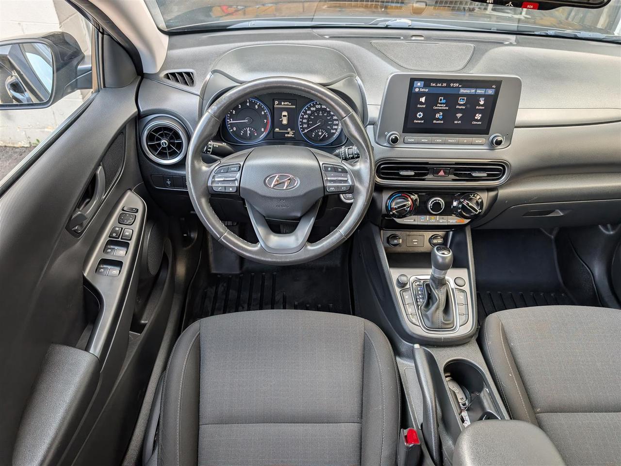 2023 Hyundai KONA PREFERRED - HTD SEATS - REVERSE CAM - BLINDSPOT Photo