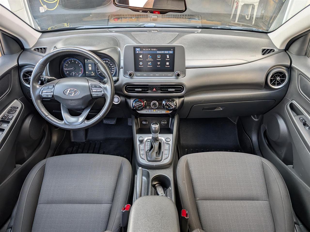 2023 Hyundai KONA PREFERRED - HTD SEATS - REVERSE CAM - BLINDSPOT Photo