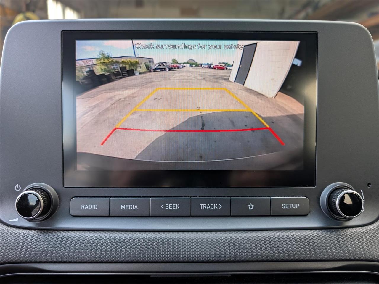 2023 Hyundai KONA PREFERRED - HTD SEATS - REVERSE CAM - BLINDSPOT Photo