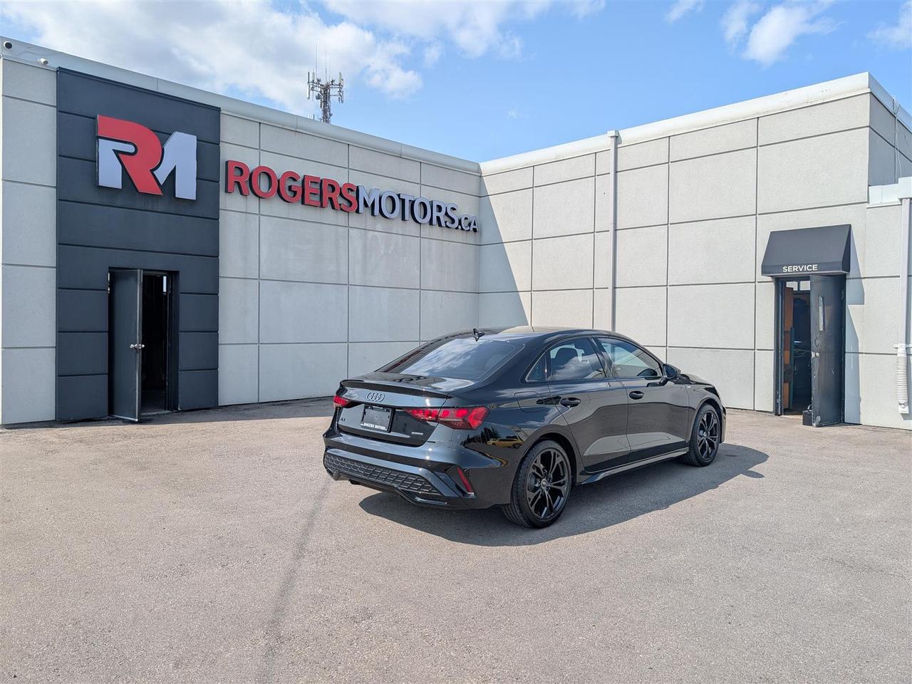 2025 Audi A3 TECHNIK QTRO S-LINE - SUNROOF - NAVI -TECH FEATS Photo