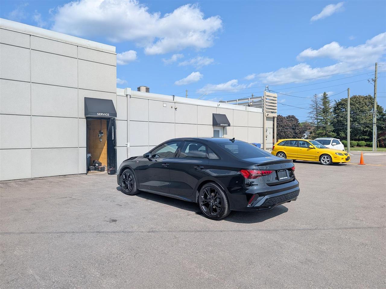2025 Audi A3 TECHNIK QTRO S-LINE - SUNROOF - NAVI -TECH FEATS Photo2