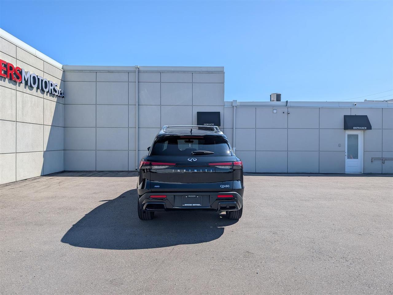 2024 Infiniti QX60 LUXE AWD - NAVI - PANO ROOF - TECH FEATS Photo