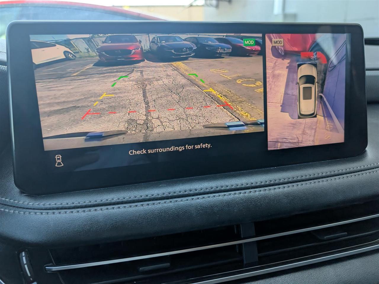 2024 Infiniti QX60 LUXE AWD - NAVI - PANO ROOF - TECH FEATS Photo