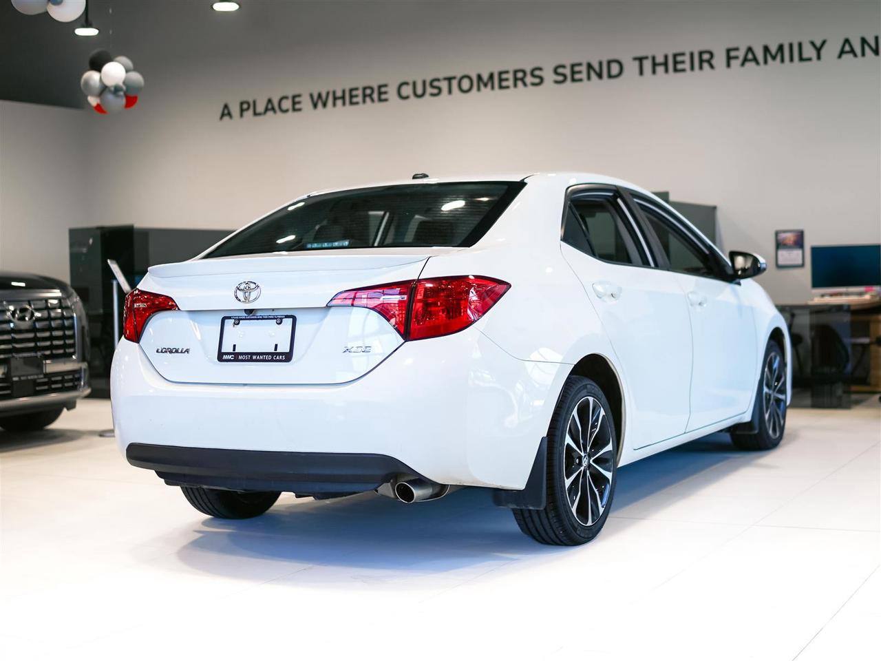 2018 Toyota Corolla XSE | NO ACCIDENTS | LEATHER | SUNROOF Photo
