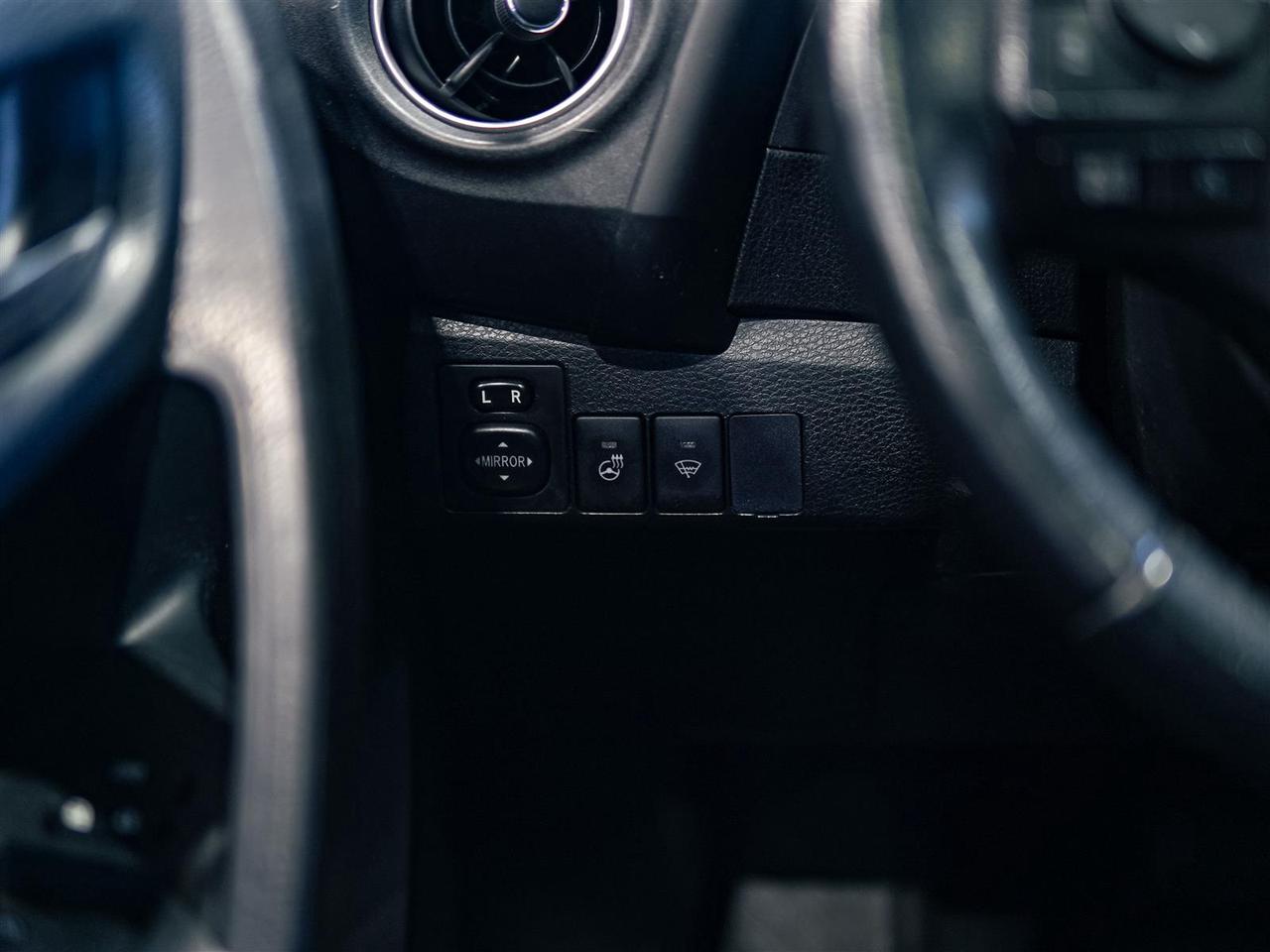 2018 Toyota Corolla XSE | NO ACCIDENTS | LEATHER | SUNROOF Photo