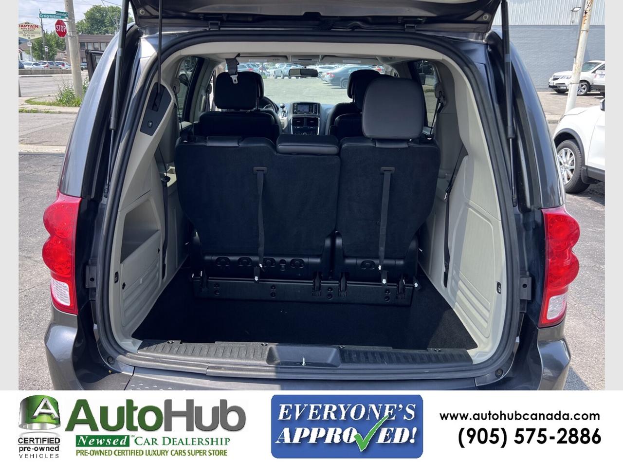 2017 Dodge Grand Caravan CREW PLUS-NAV-POWER SLIDING DOORS/TAILGATE-BACKUP CAMERA Photo