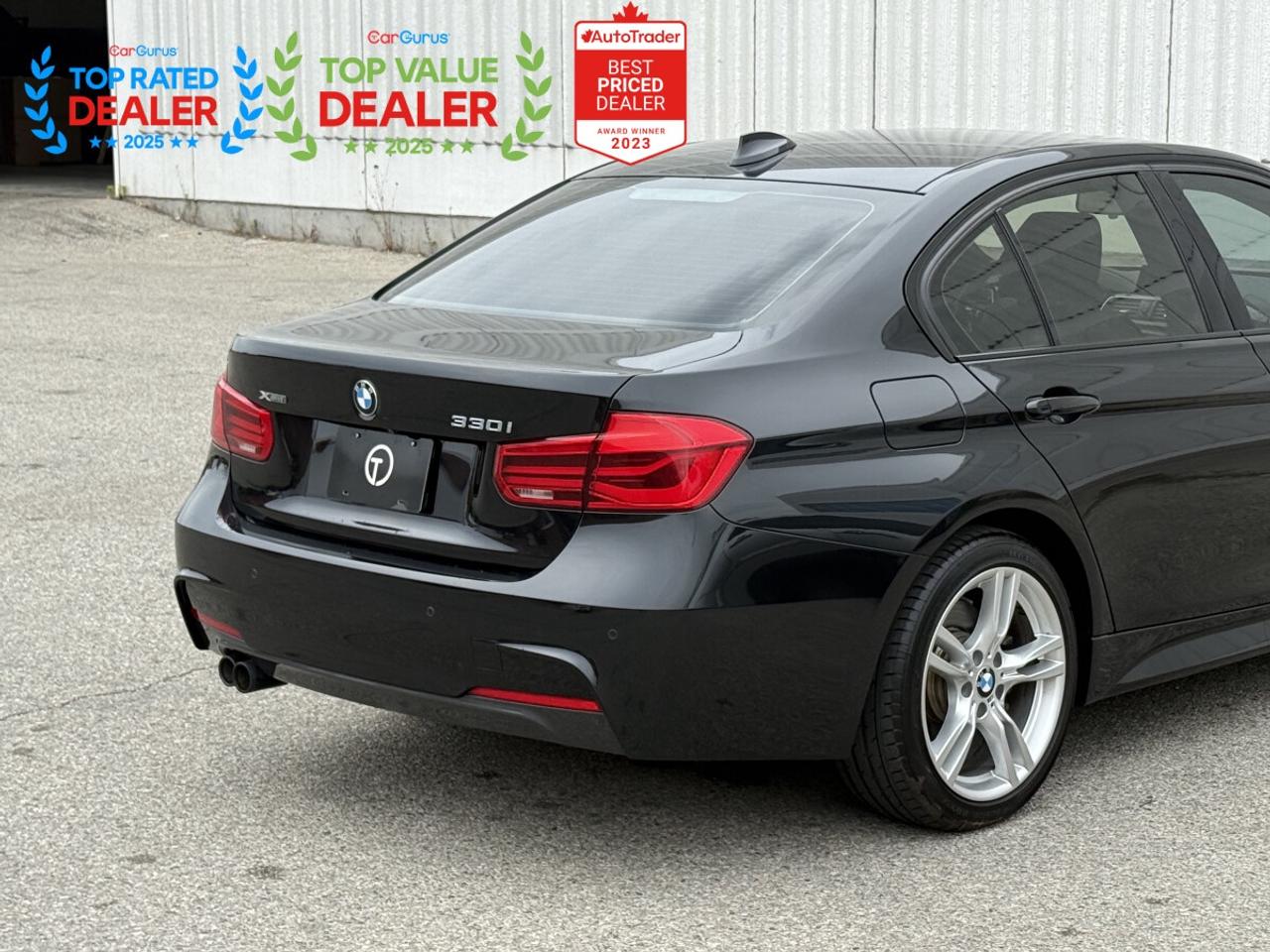 2018 BMW 3 Series //M PKG | SUNROOF | CARPLAY | LOADED Photo