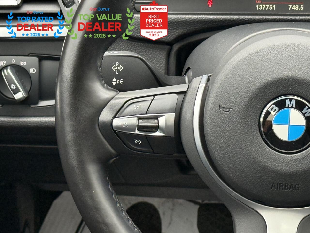 2018 BMW 3 Series //M PKG | SUNROOF | CARPLAY | LOADED Photo
