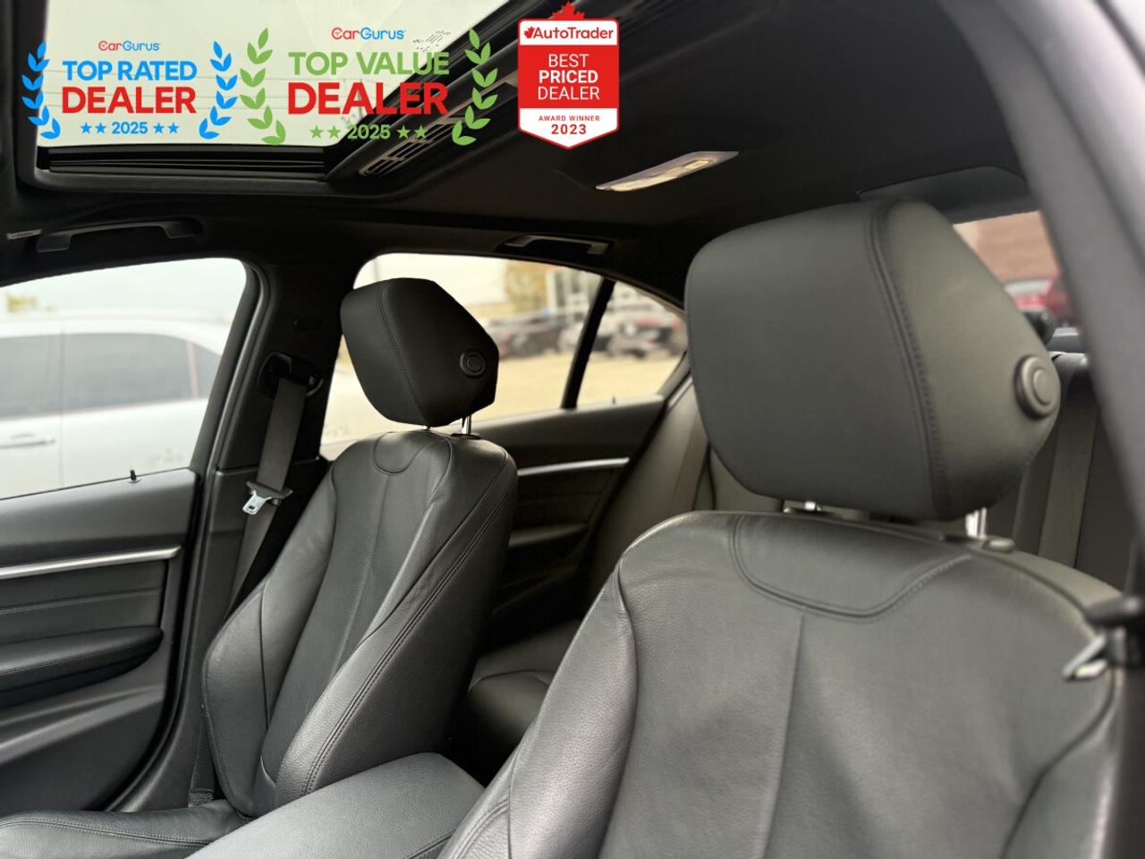 2018 BMW 3 Series //M PKG | SUNROOF | CARPLAY | LOADED Photo