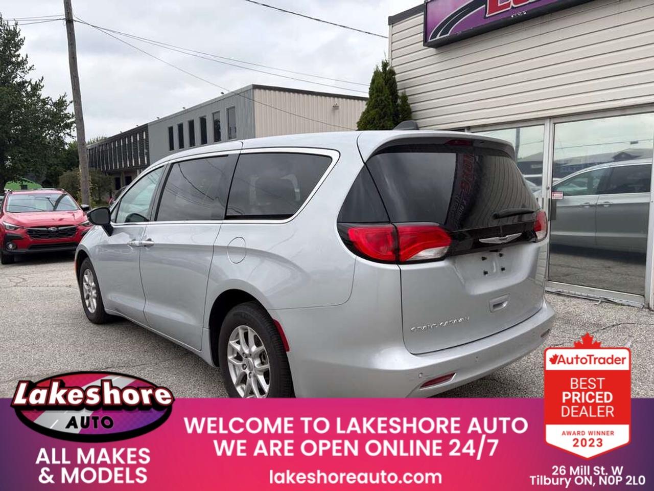 2024 Dodge Grand Caravan SXT Photo