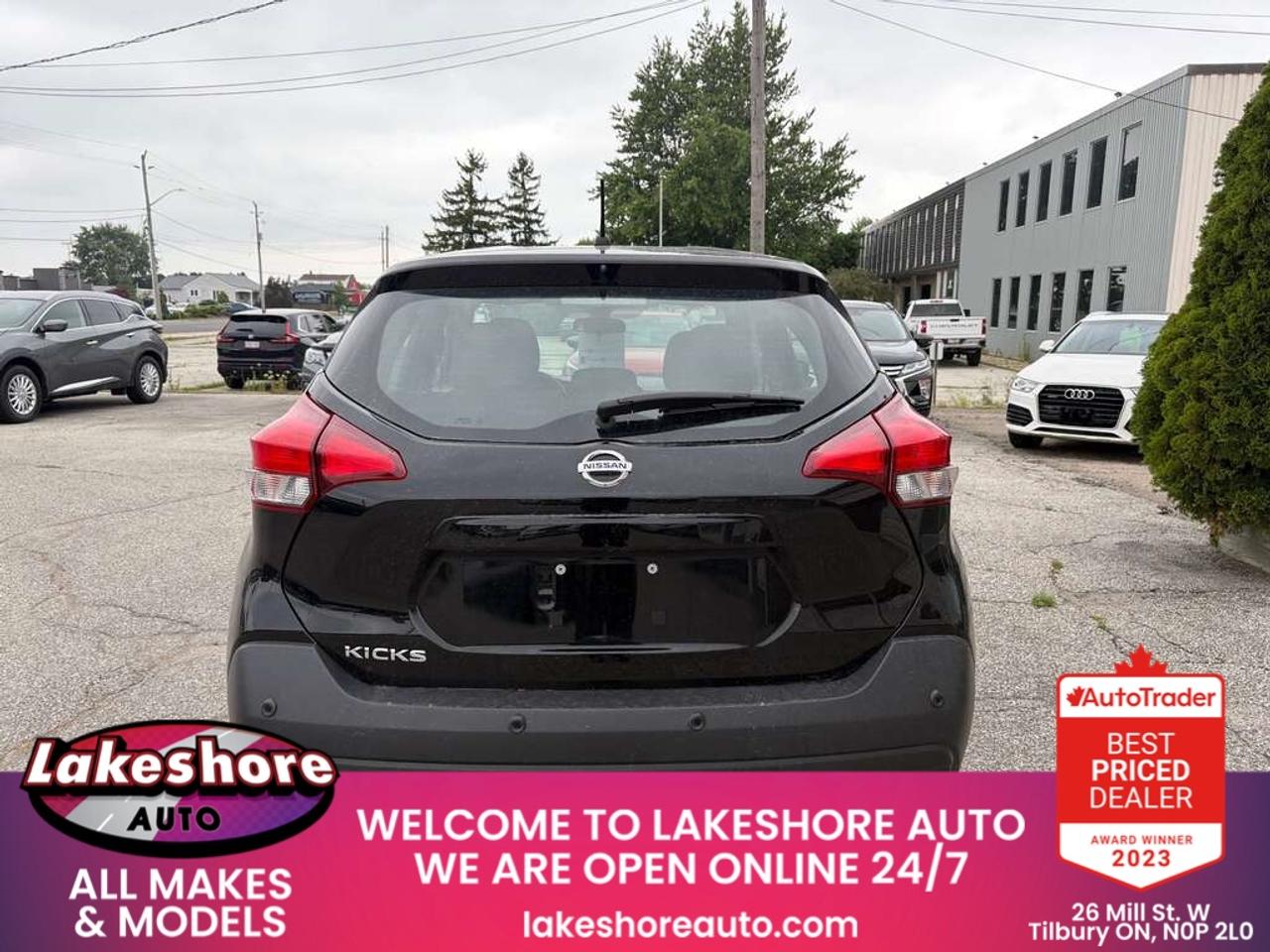 2020 Nissan Kicks S Photo