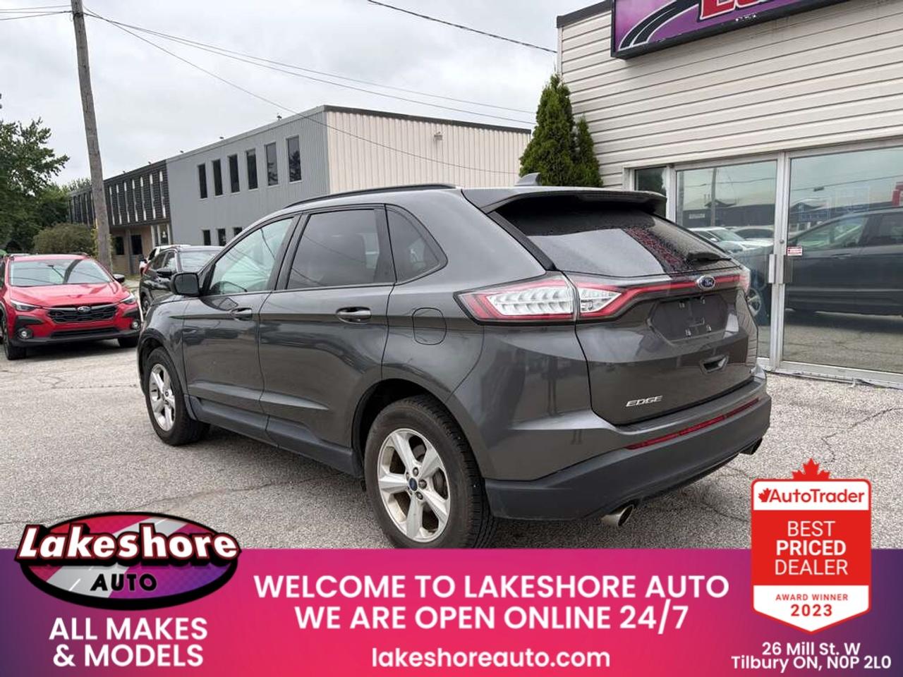 2018 Ford Edge SE Photo