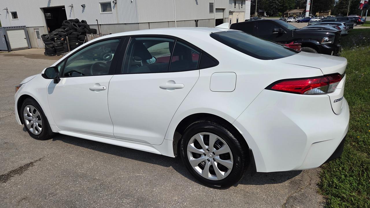 2024 Toyota Corolla LE Photo