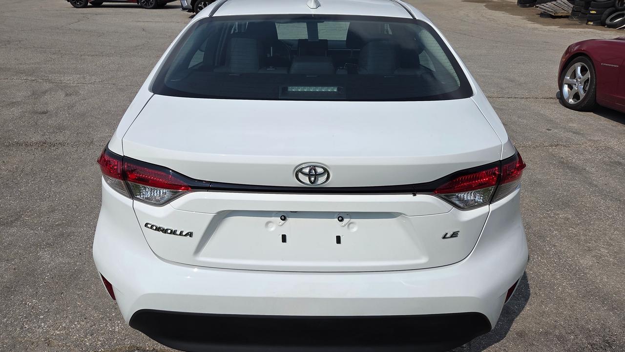 2024 Toyota Corolla LE Photo