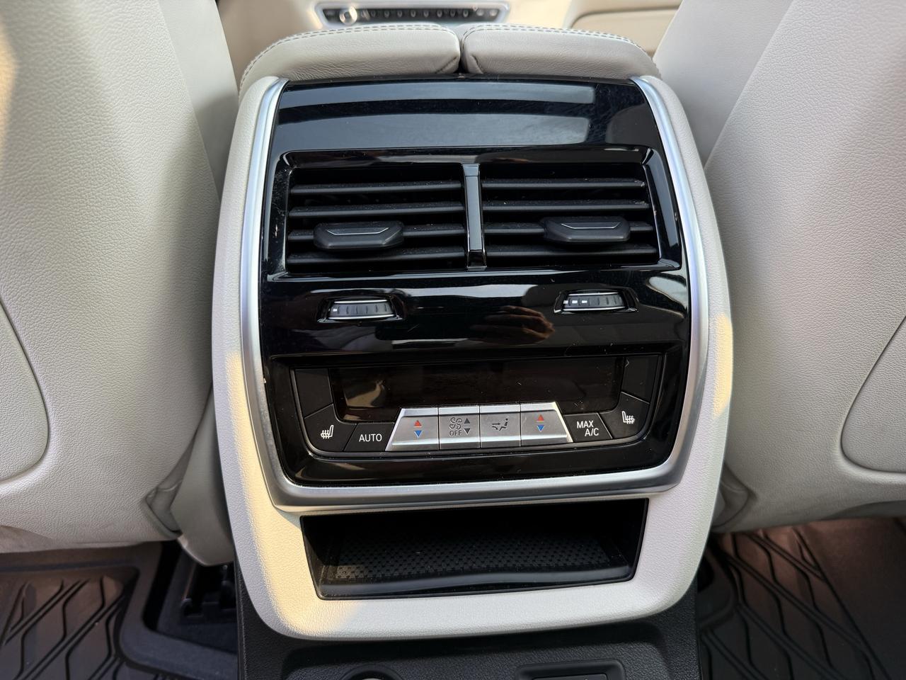 2021 BMW X7 xDrive40i Photo