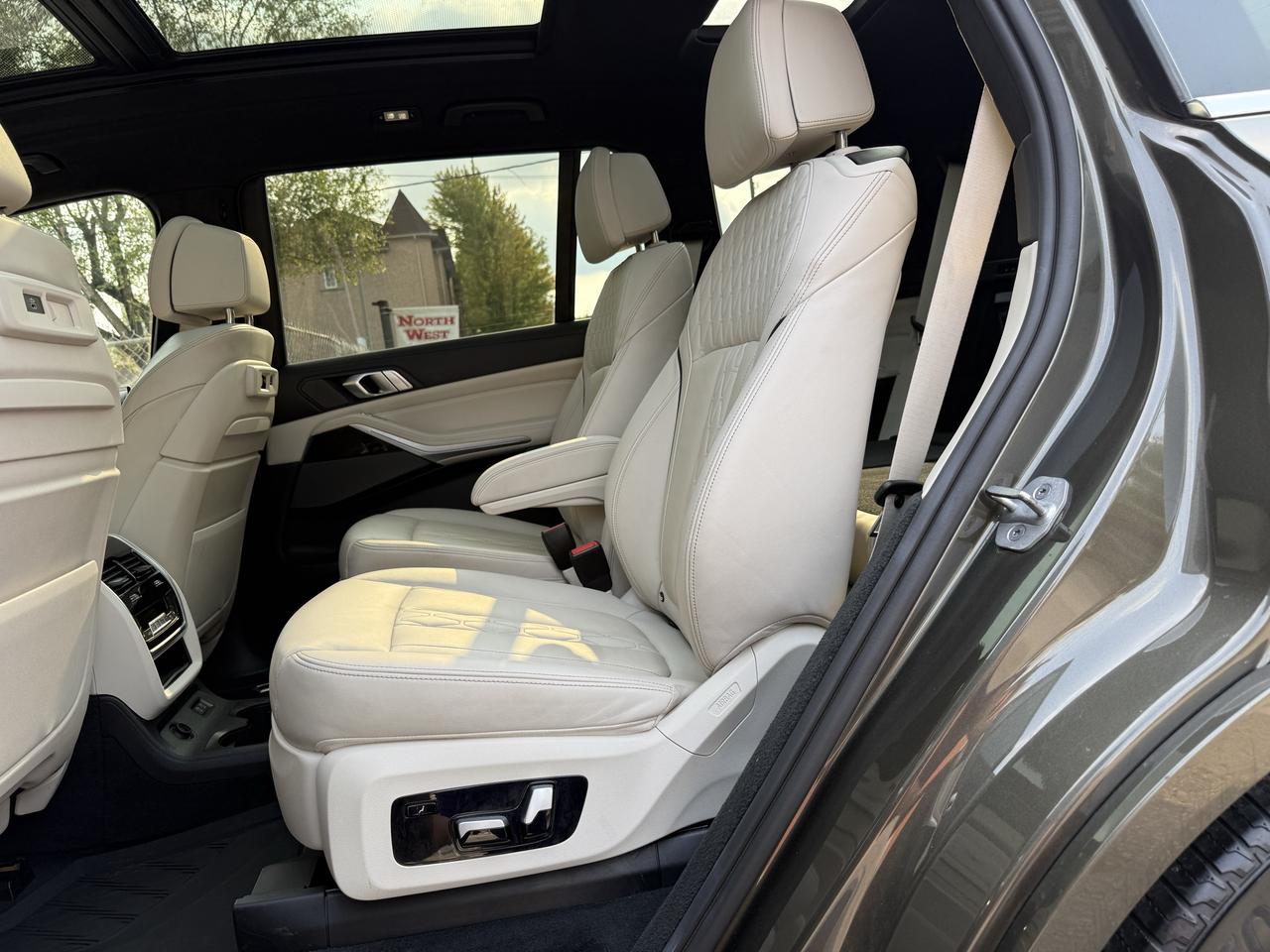 2021 BMW X7 xDrive40i Photo