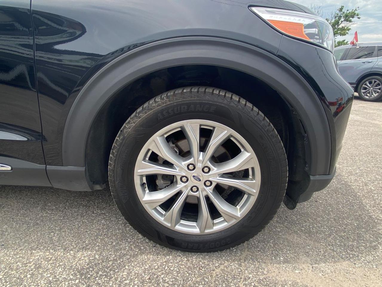 2021 Ford Explorer Limited WITH POWER LIFTGATE/LANE DEPARTURE!! Photo4