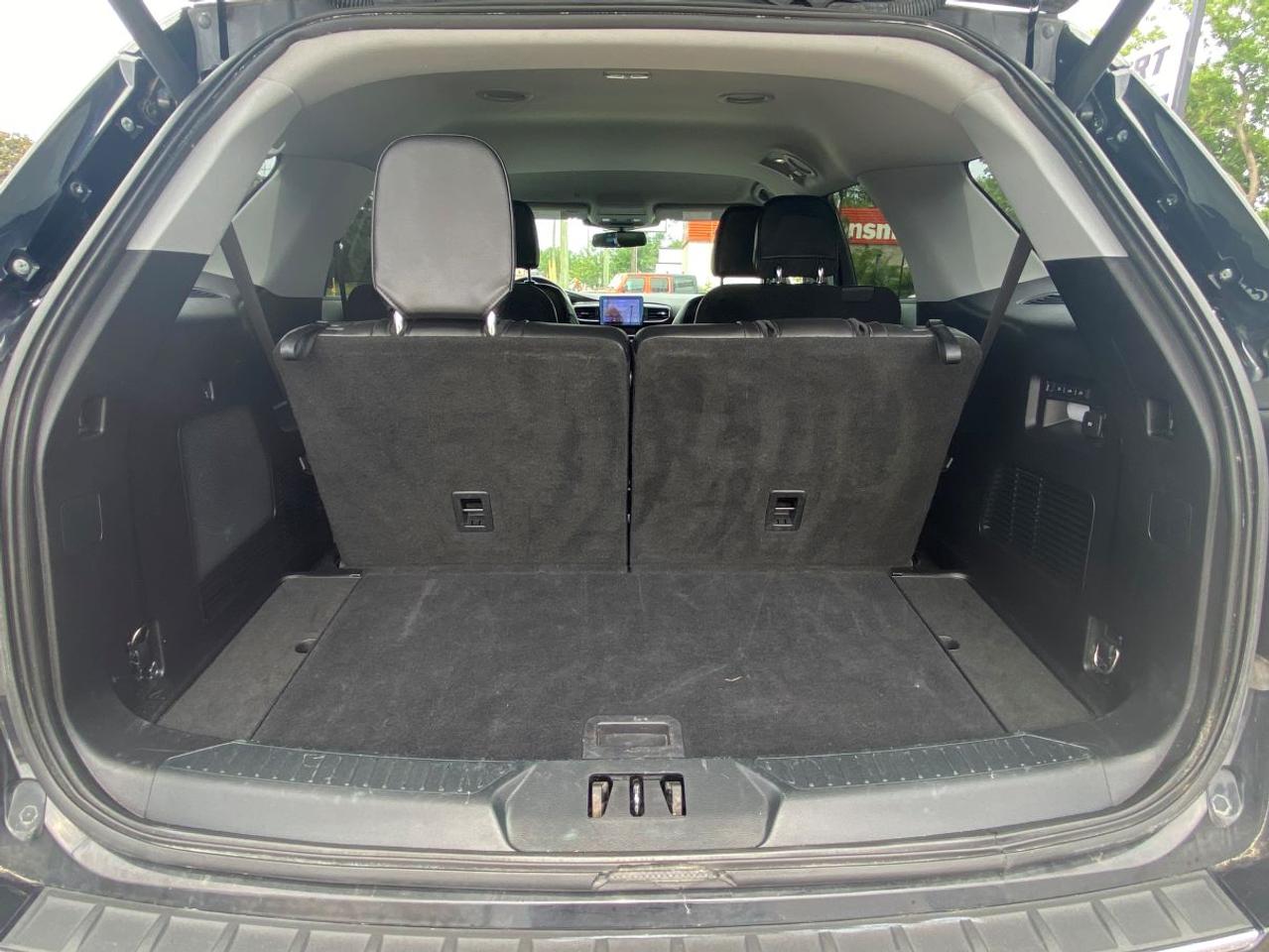 2021 Ford Explorer Limited WITH POWER LIFTGATE/LANE DEPARTURE!! Photo