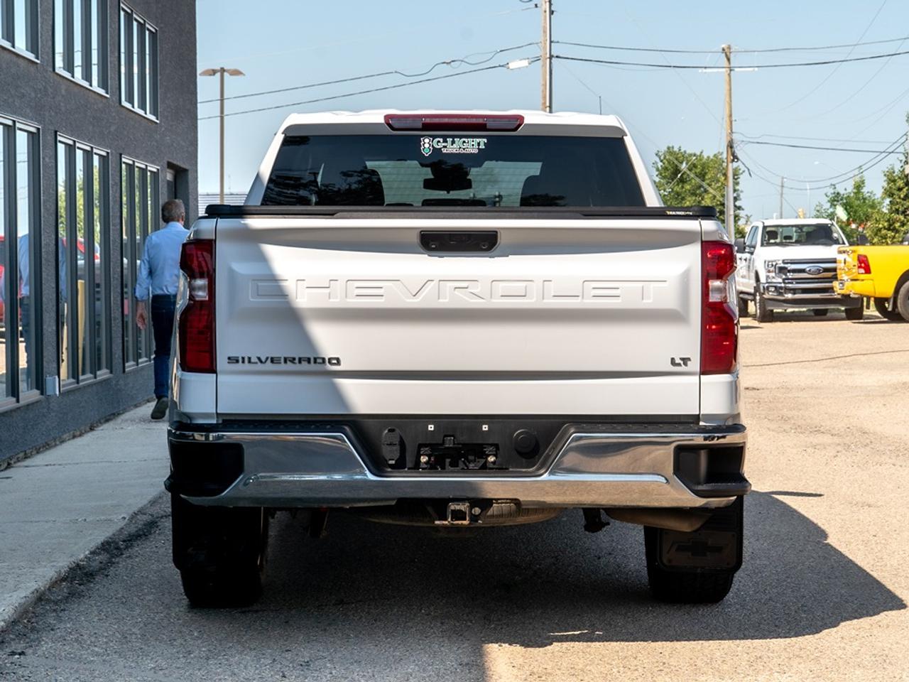 2023 Chevrolet Silverado 1500 4WD Crew Cab RIMS/TIRES Photo6