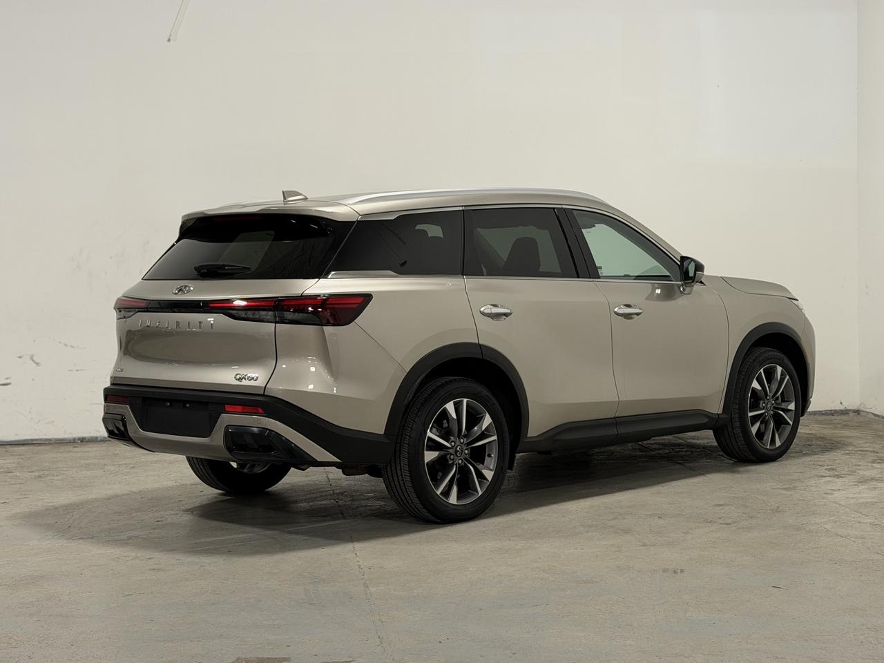 2024 Infiniti QX60 LUXE | 360 CAMERA | 7 SEATER! Photo3