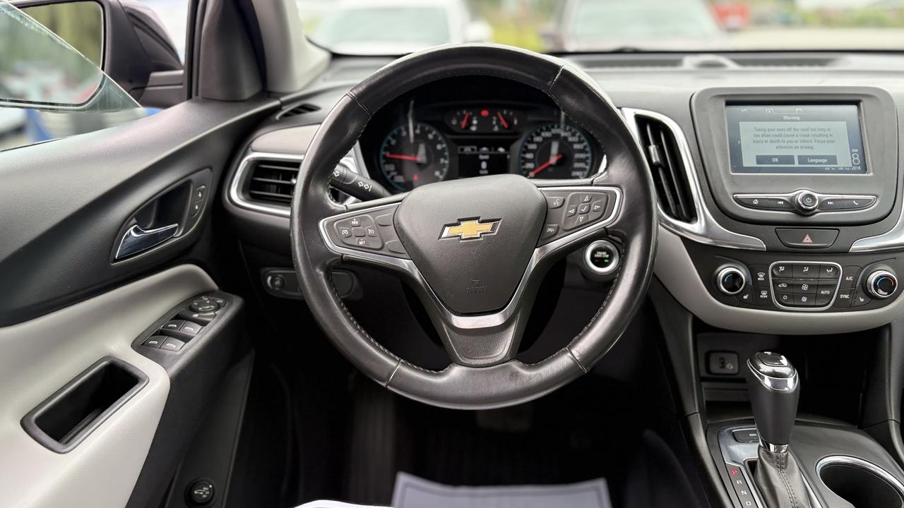 2018 Chevrolet Equinox LT Photo