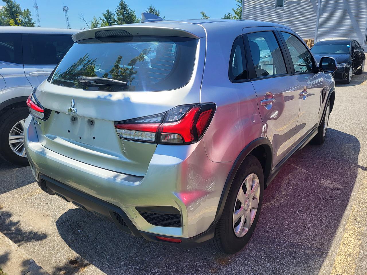 2020 Mitsubishi RVR ES FWD Photo